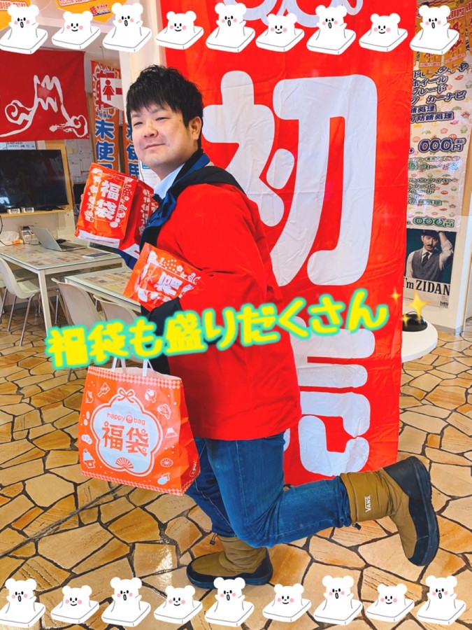 軽未使用車専門店軽プラザサンライズ青森本店のスタッフ