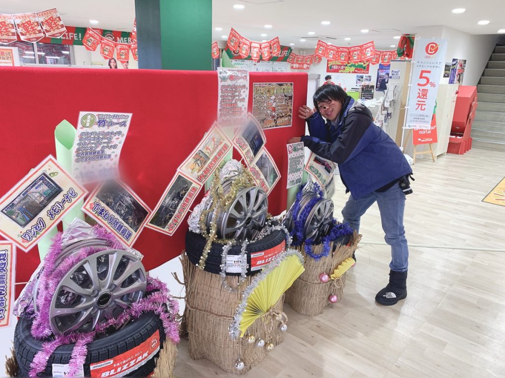 弘前の軽自動車専門店軽プラザサンライズ店内